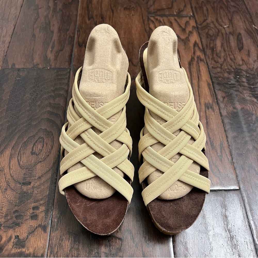 Donald J Pliner Wedge Women’s Shoes